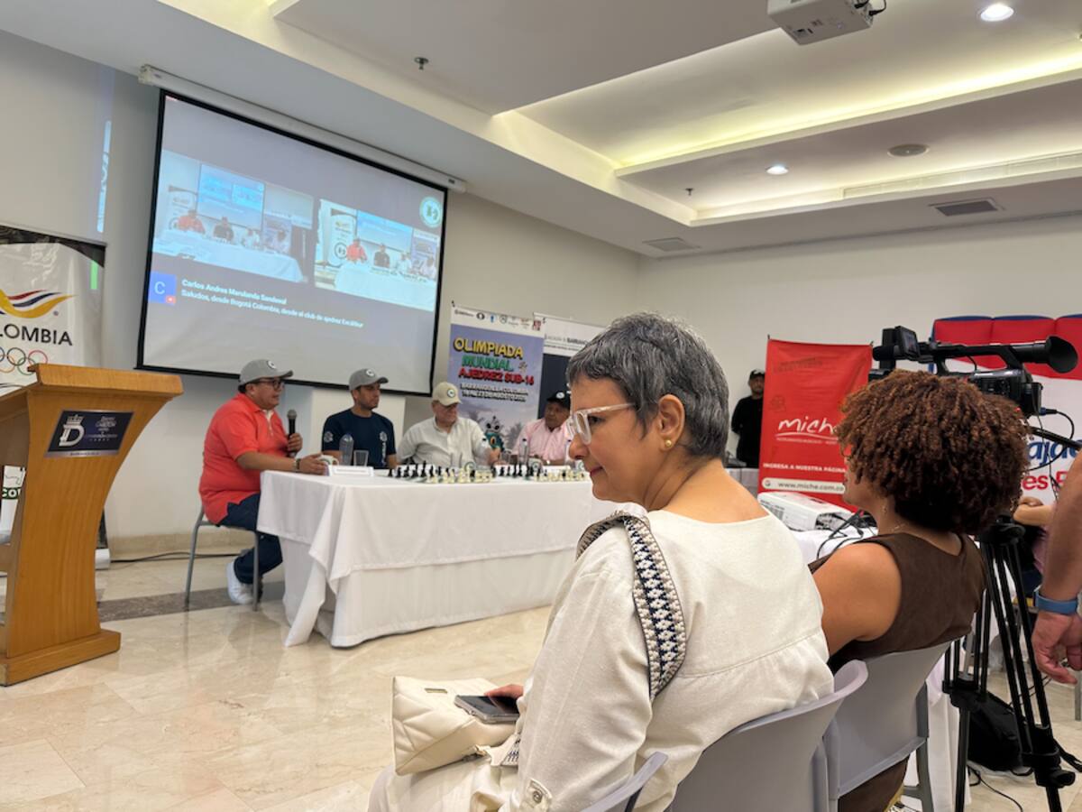 La atlanticense Isolina Majull, estiuvo presente en la rueda de prensa donde se dieron a conocer los países que han confirmado su participación en la Olimpiada Mundial de Ajedrez Sub-16 que estará realizando en Barranquilla.//El Universal.