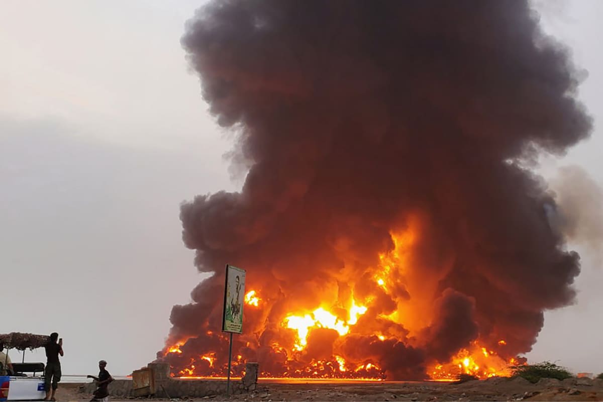 Israel bombardea el puerto yemení de Hodeida tras el ataque de los hutíes