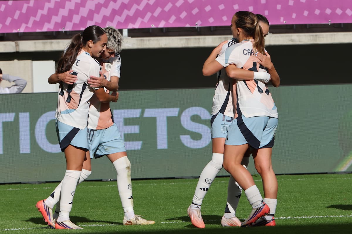 España regresó a una nueva final del Mundial en la categoría. //Foto, EFE: Marian Zubrzycki