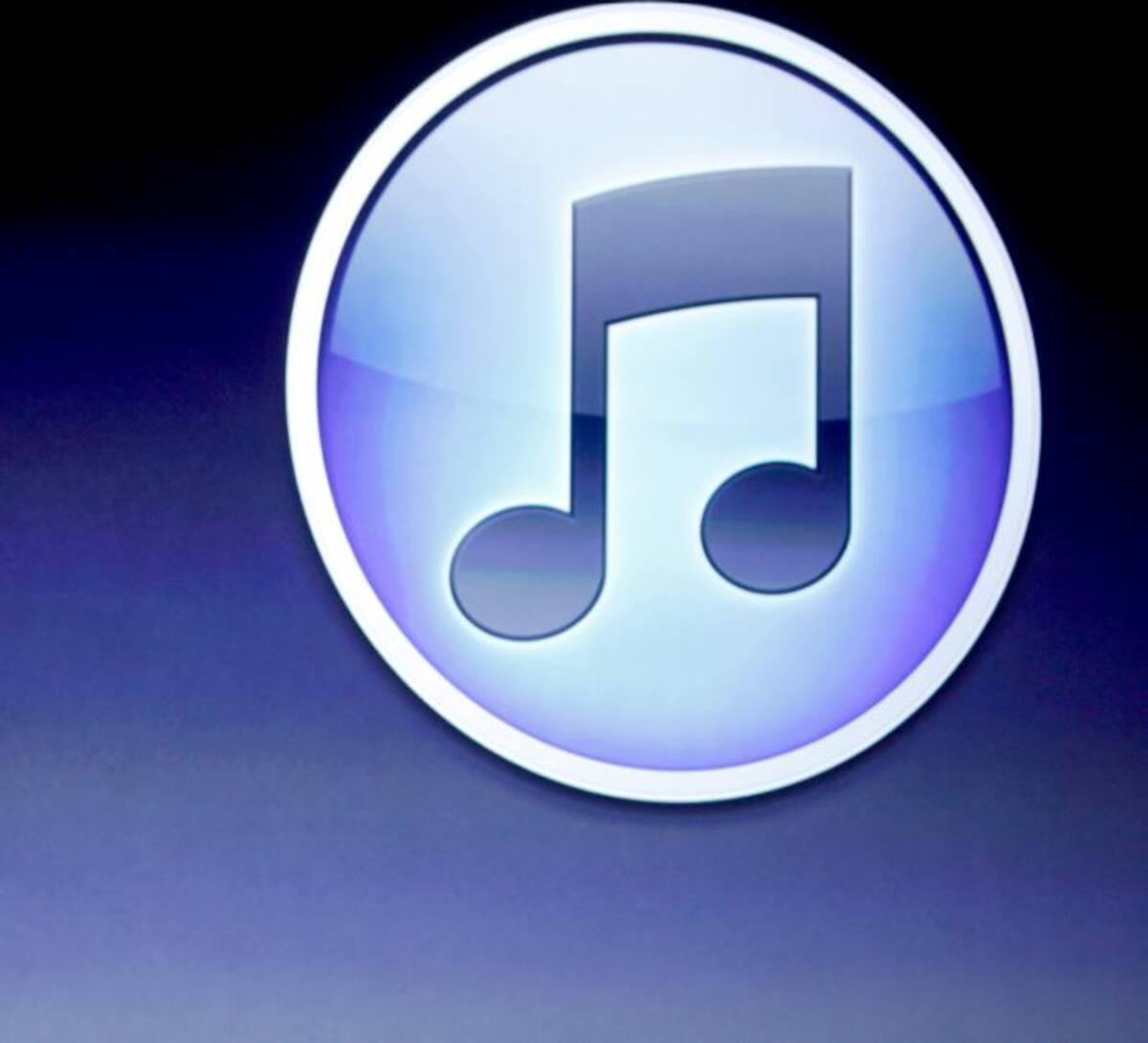 Los ingresos del sector digital aumentaron 9% en 2012 y representaron 34% de los ingresos totales. Se descargaron legalmente unos 4.300 millones de canciones y álbumes. AFP Ryan Anson