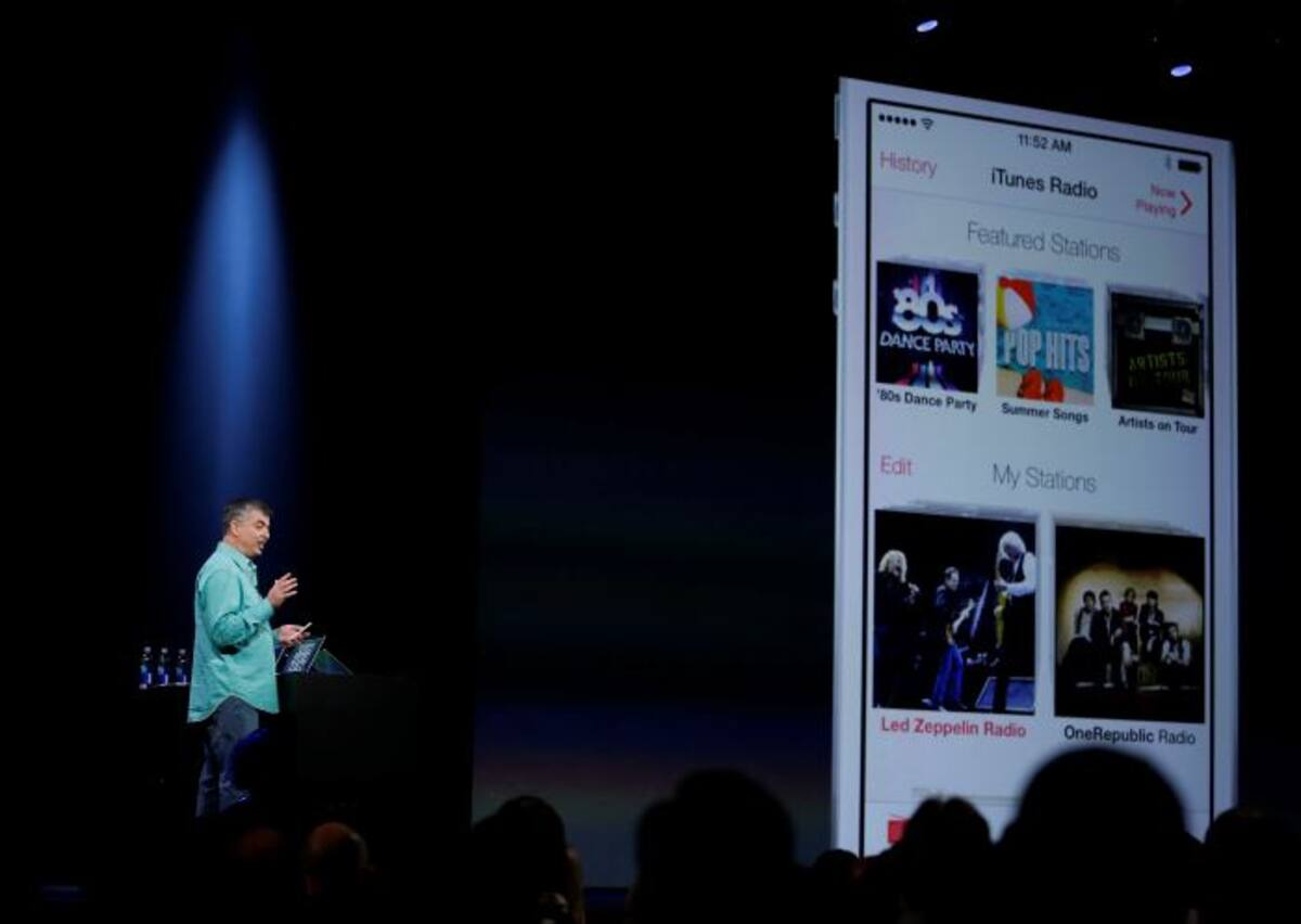 El vicepresidente senior de Software y Servicios de internet de Apple Eddy Cue, mostró el nuevo servicio durante el discurso de apertura de la Conferencia Mundial de Desarrolladores de Apple. AP ERIC RISBERG