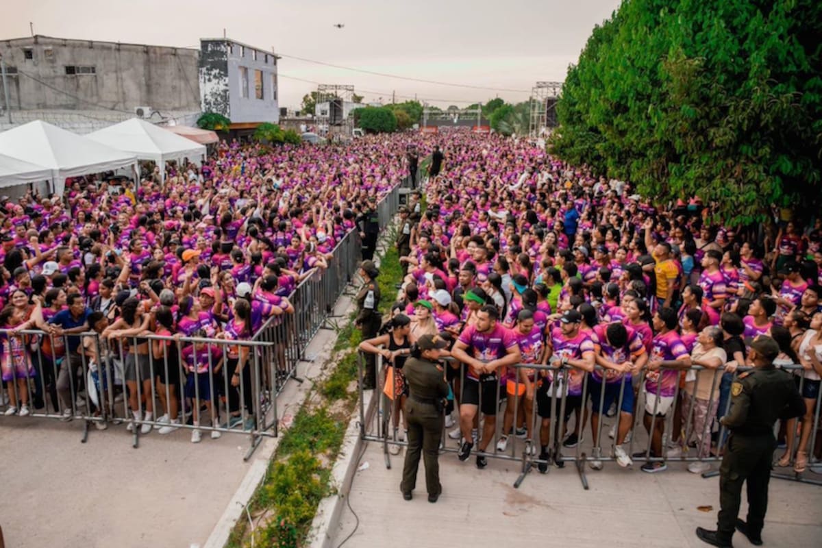 Más de 10.000 personas se unieron en un mensaje de esperanza, convivencia y paz