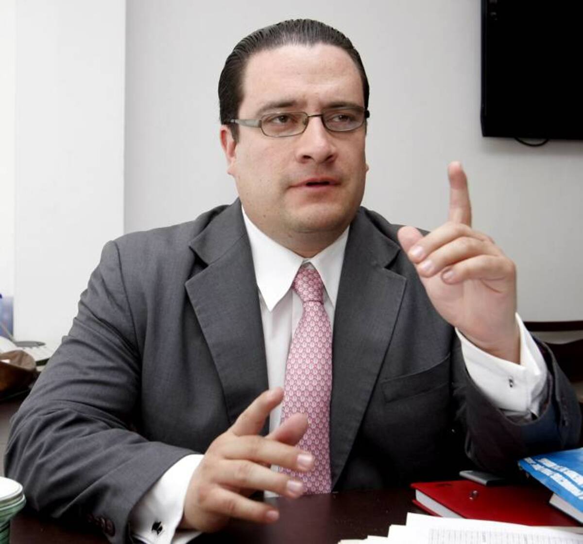 Iván Cancino, defensa de Aidé Acevedo COLPRENSA