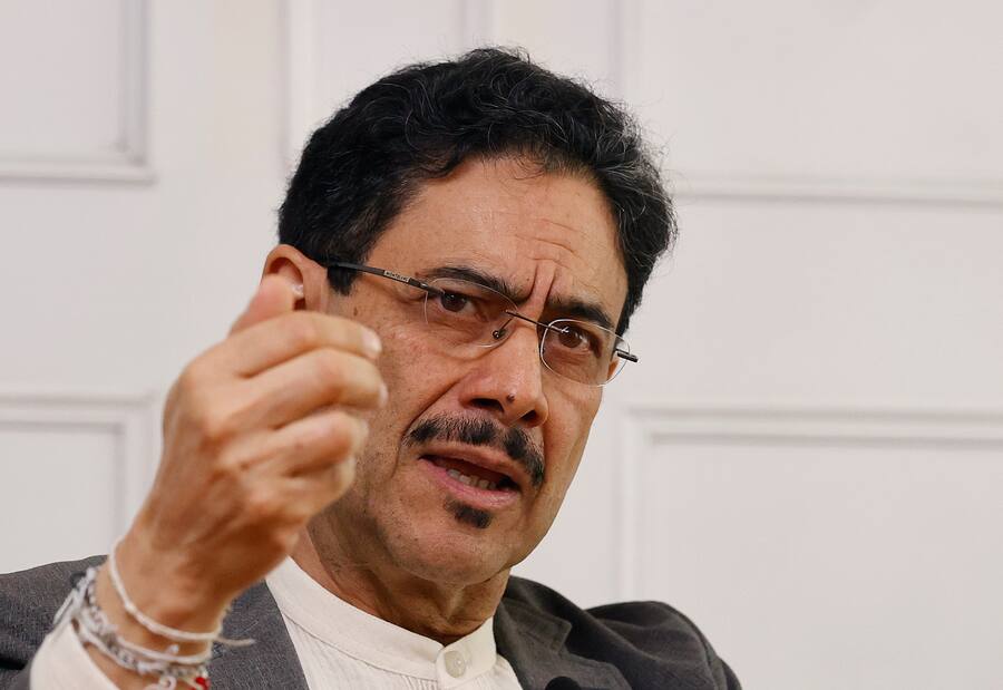Oposición cuestiona votación total a favor de Iván Cepeda en zonas de conflicto
