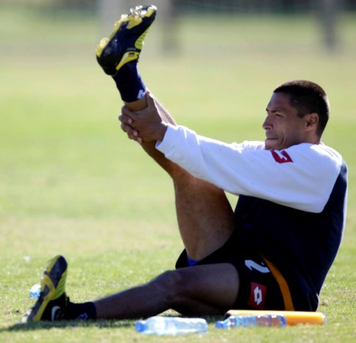 El defensa Iván Ramiro Córdoba será el gran ausente entre el duelo de argentinos y colombianos.