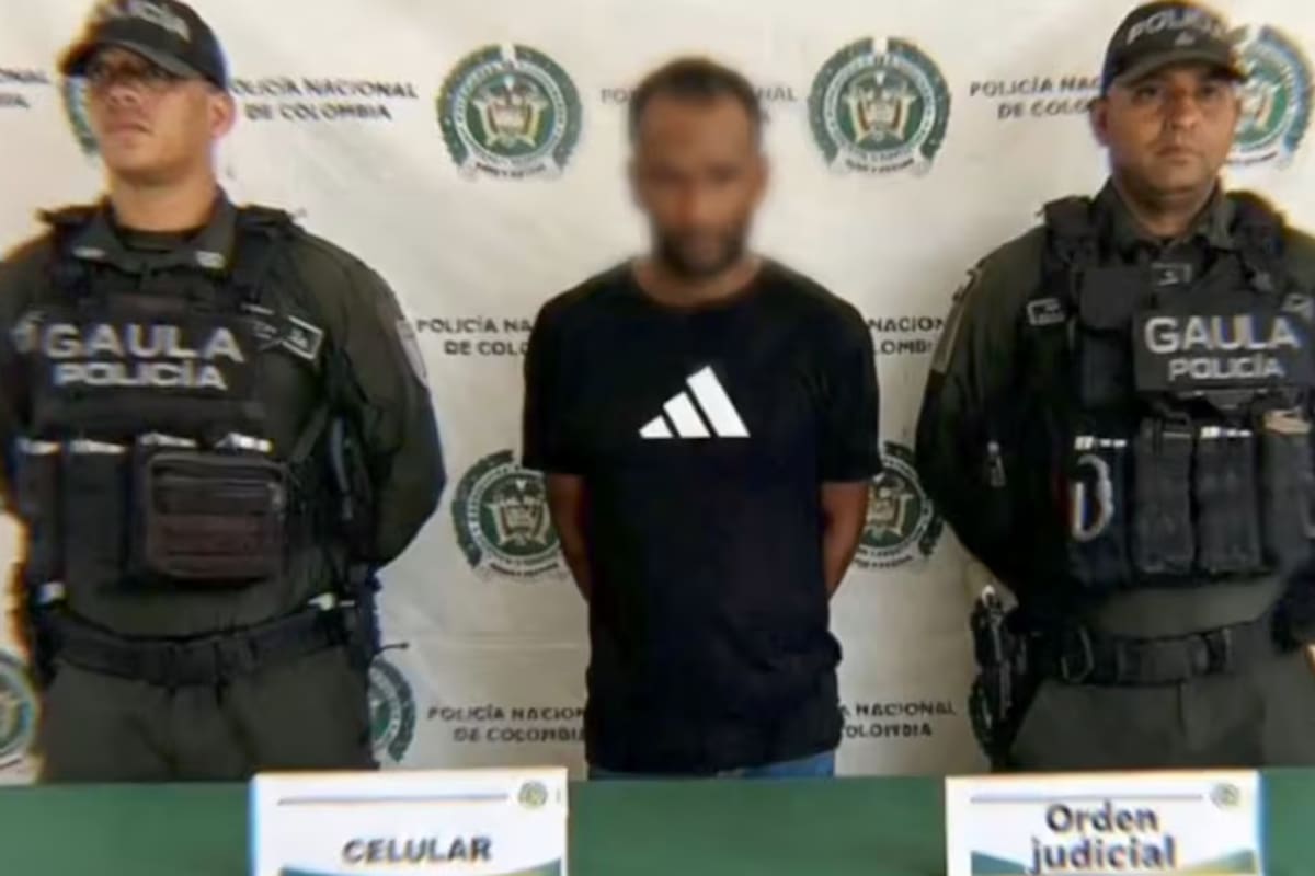 Le disparó y mató a un adolescente mientras viajaba con su padres: va a la cárcel
