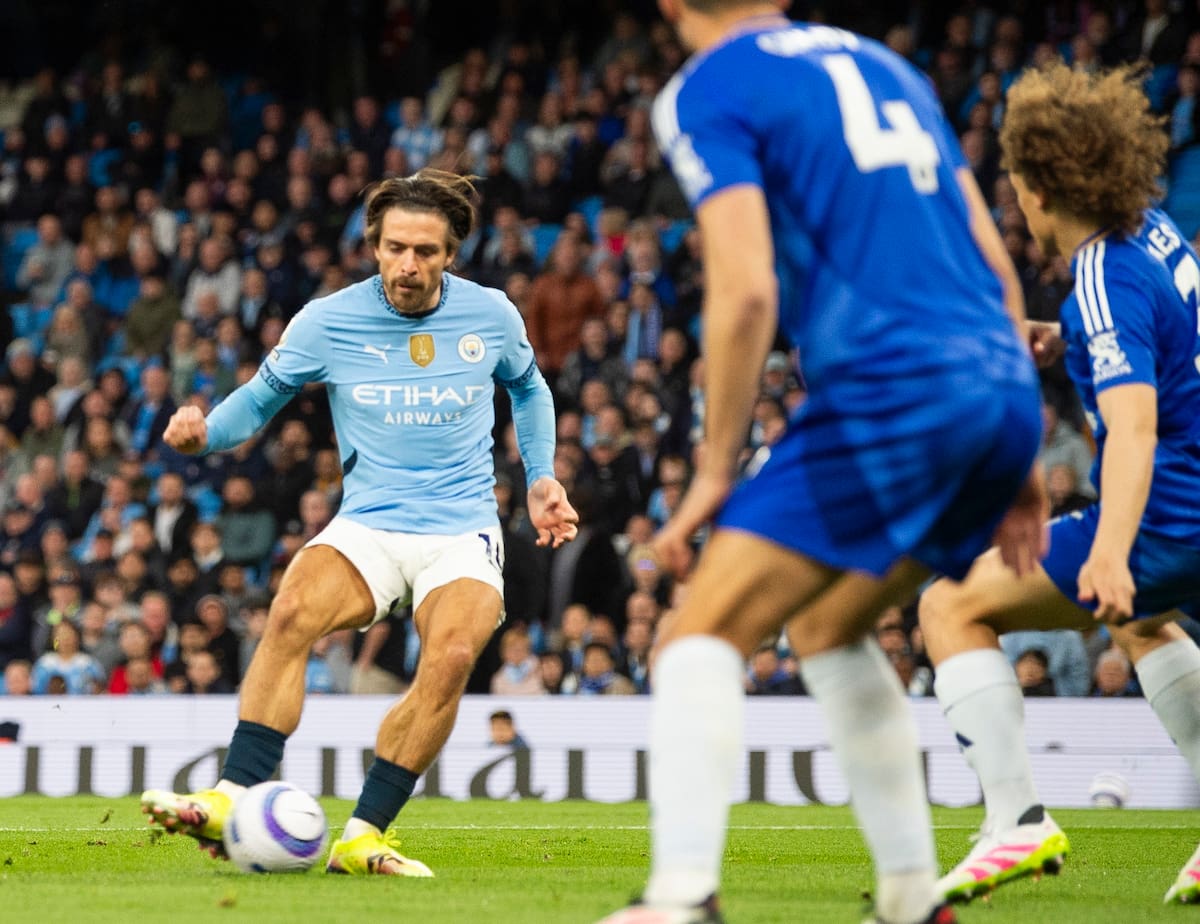 Jack Grealish ha perdido protagonismo en esta temporada con el Manchester City. //EFE