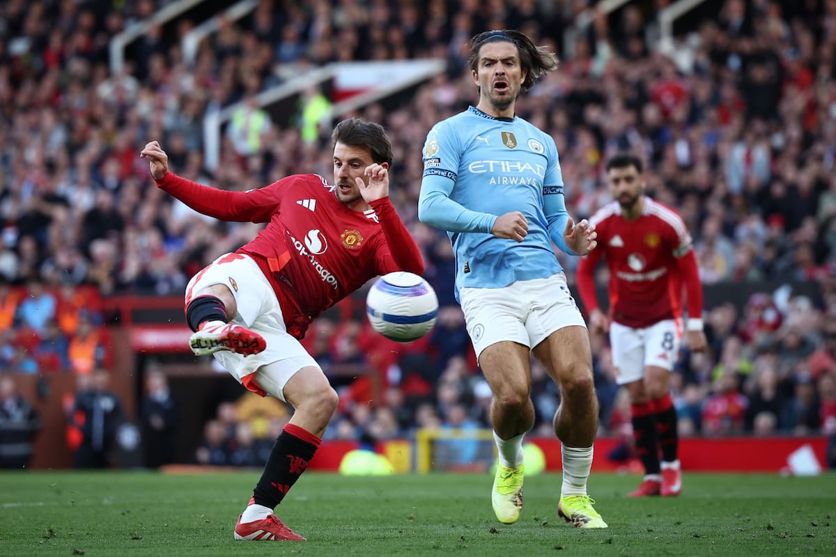 Figura del fútbol inglés fue encontrado dormido y borracho