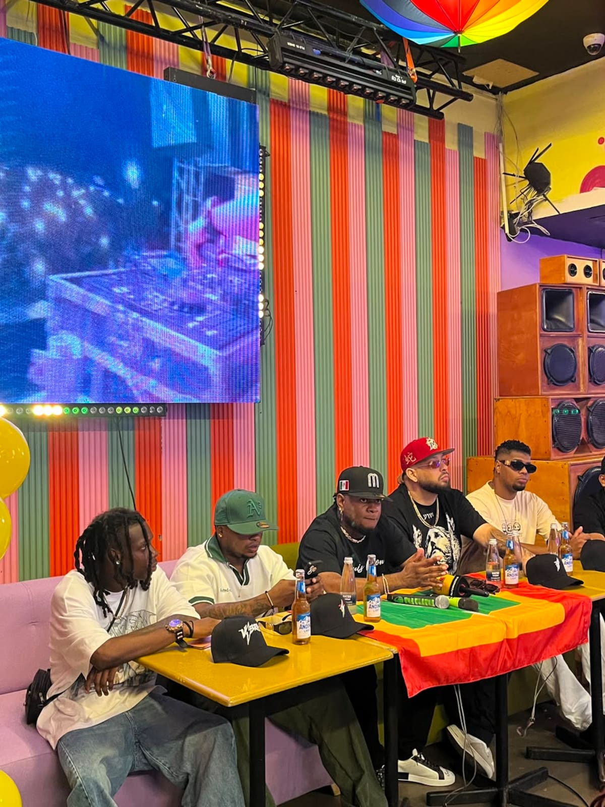 Jader El Tremendo presentó ‘La Vibra’, su nuevo álbum con 10 canciones y artistas emergentes.
