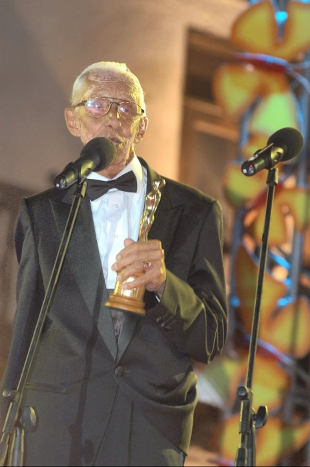 En el Festival de Cine de Cartagena, Jaime Agudelo, recibió el premio India Catalina.