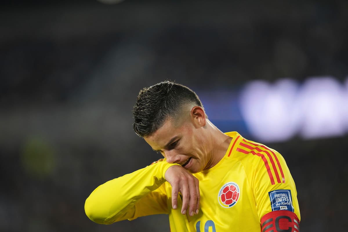 James Rodríguez estuvo combativo en el mediocampo en el partido frente Argentina. //Foto, AP: Natacha Pisarenko