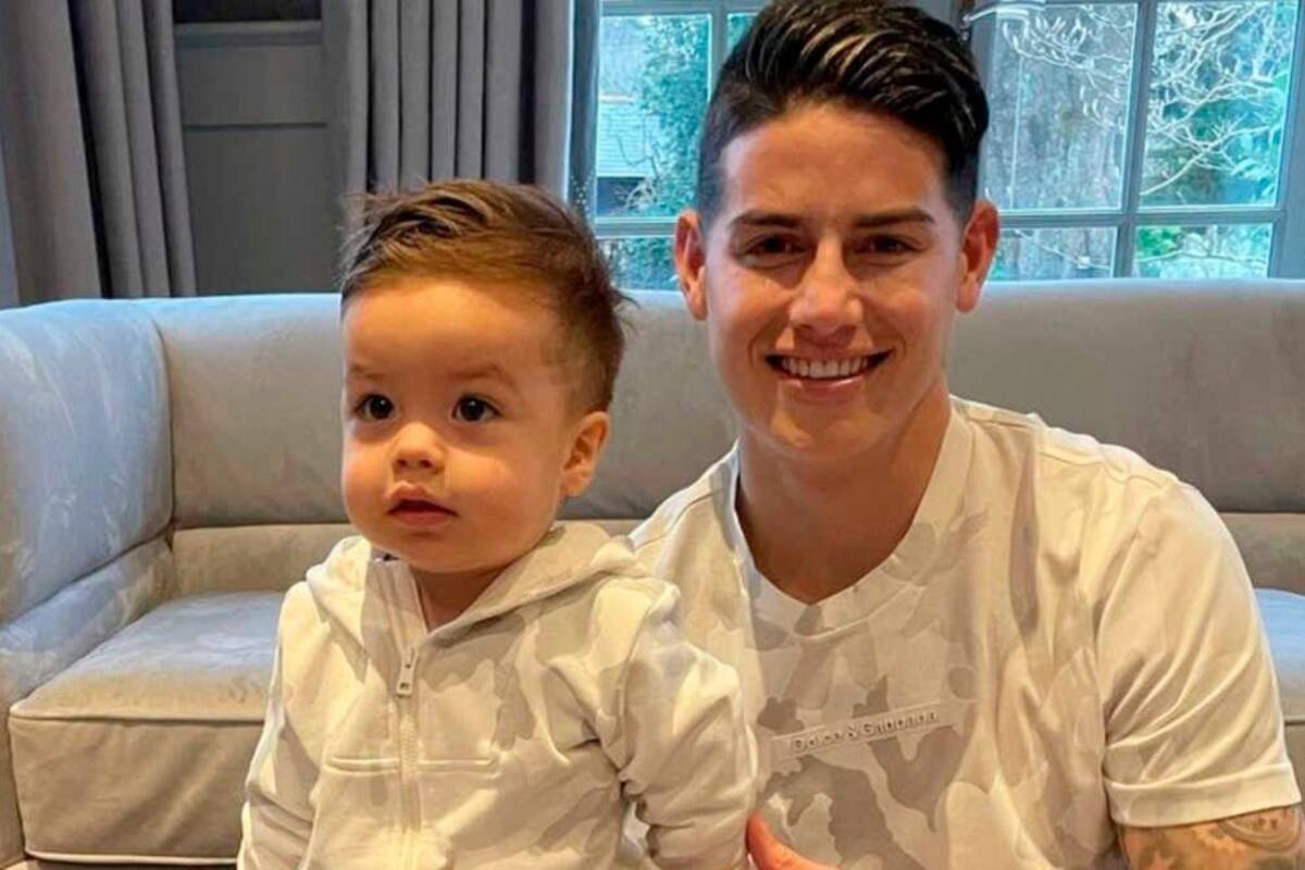 Video: hijo de James sorprende con su tierna manera de cantar