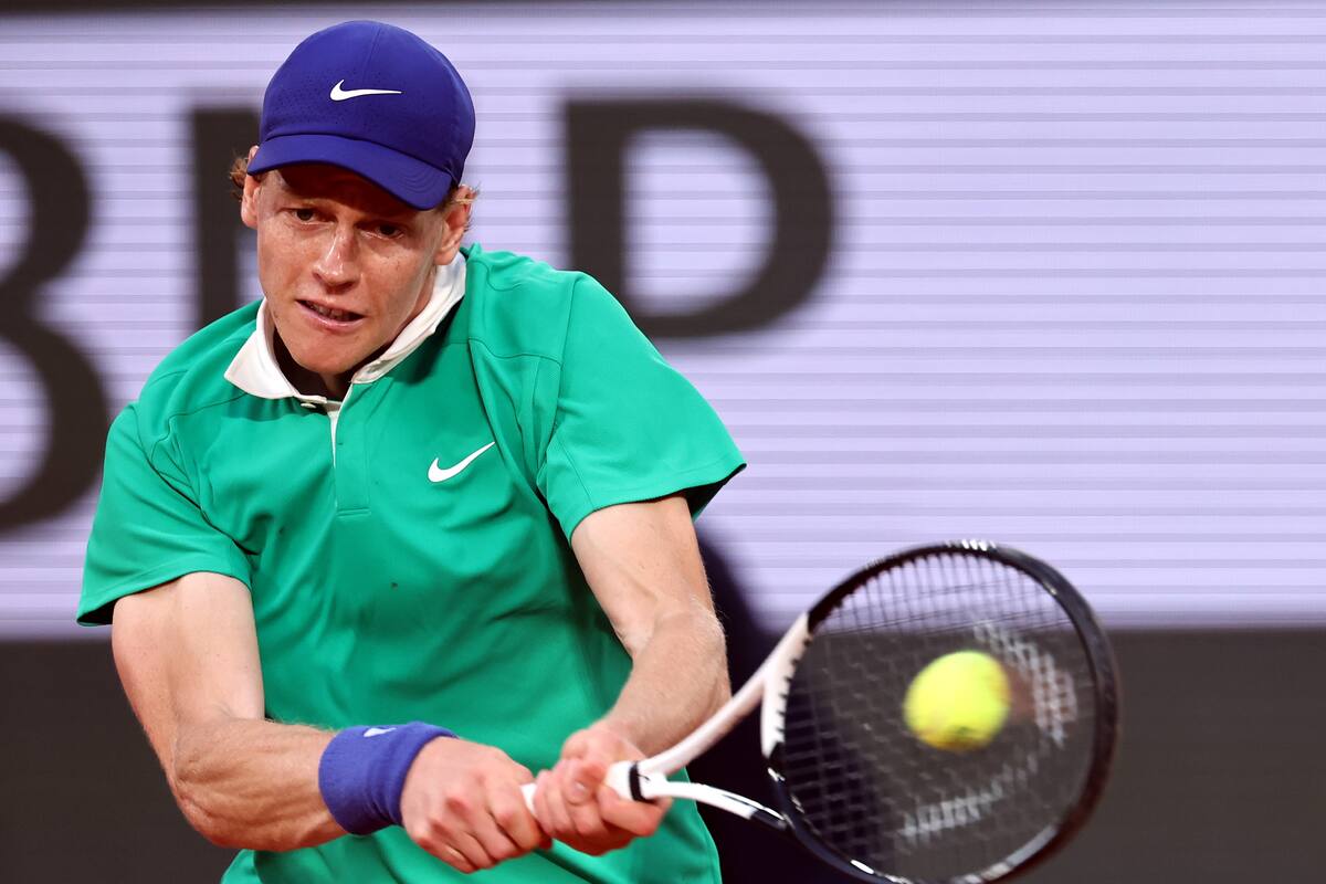 Jannik Sinner venció a Djokovic y se metió en la final de Roland Garros