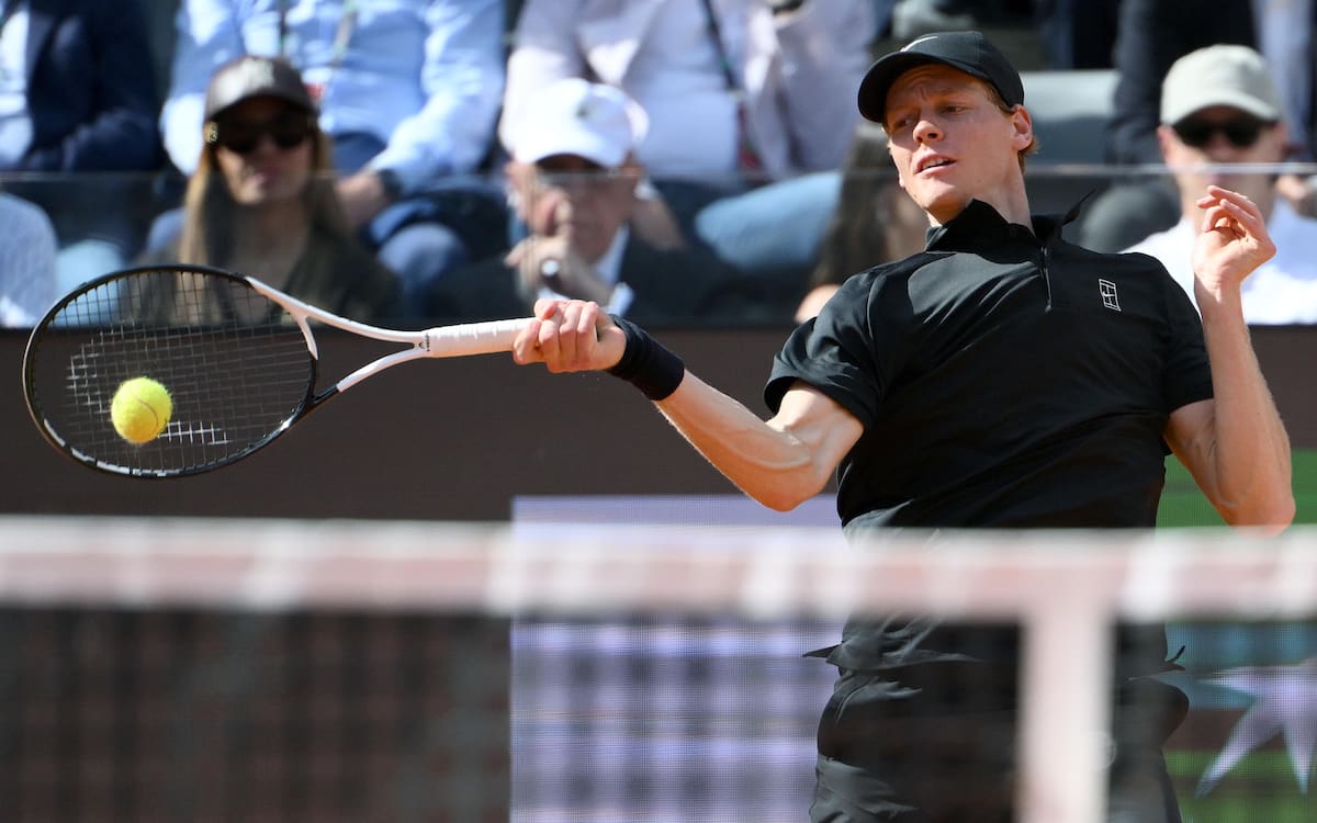 Jannik Sinner se metió en los cuartos de final del Masters 1.000 de Roma. //Foto, EFE: ETTORE FERRARI