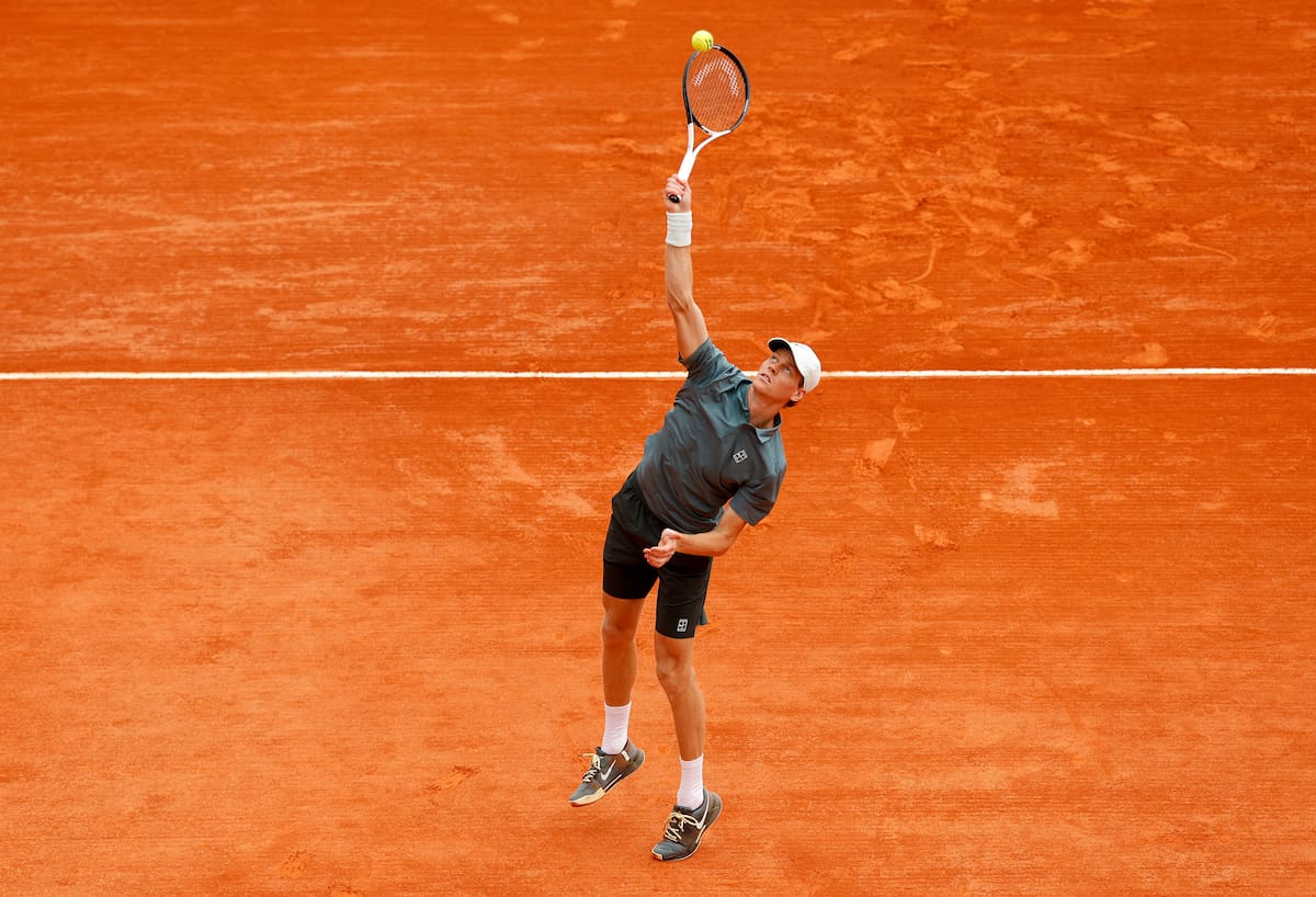 Jannik Sinner va por un nuevo título en 2026. //Foto, EFE: SEBASTIEN NOGIER