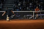 Masters 1.000 de Roma: semifinal entre Sinner y Medvedev fue suspendida; esta es la razón