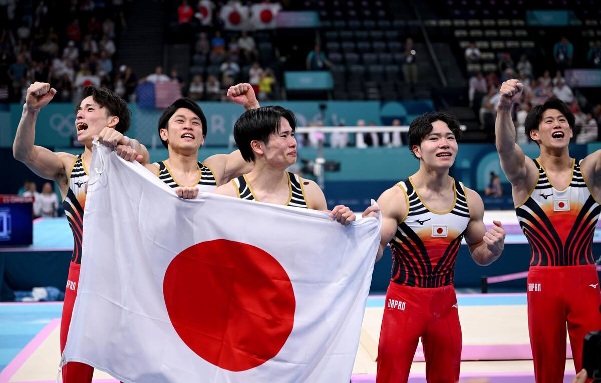 El equipo japonés de gimnasia artística.//EFE
