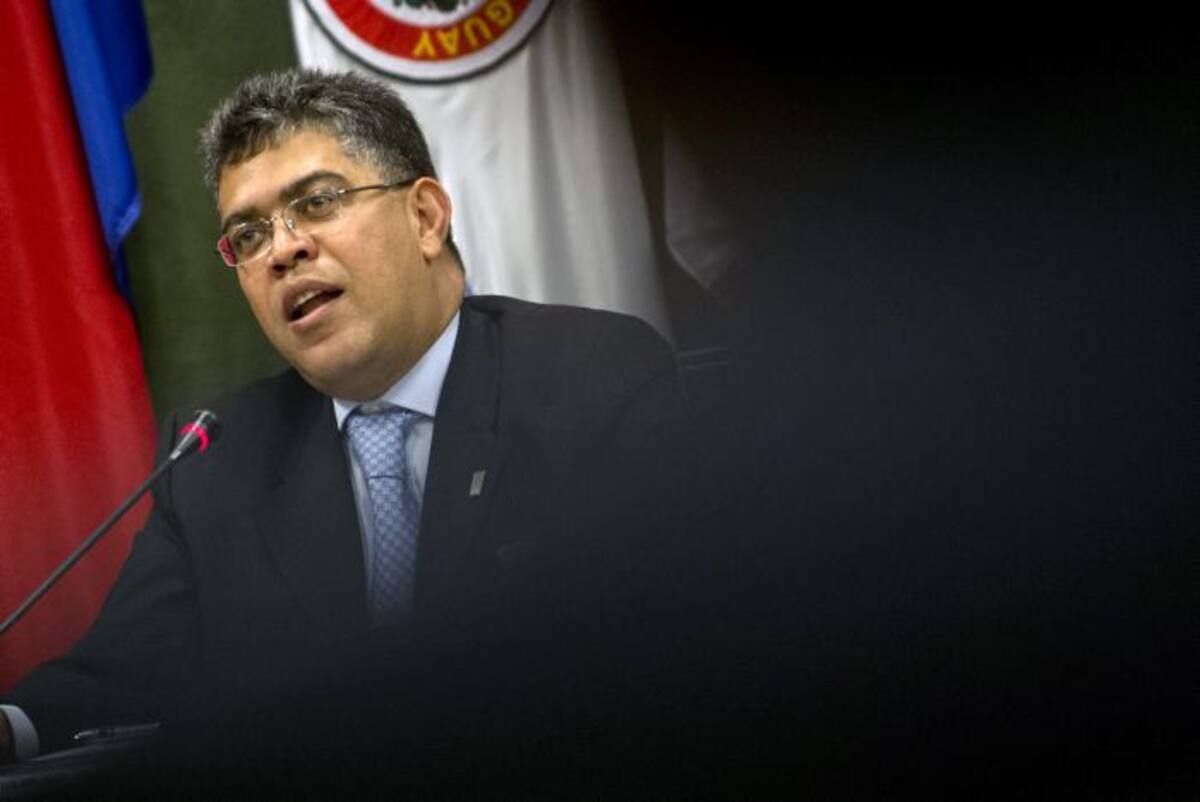 Jaua añadió que no han tenido ningún contacto con el exconsultor estadounidense, bloqueado en un aeropuerto de Moscú desde hace 19 días. AFP PABLO PORCIUNCULA