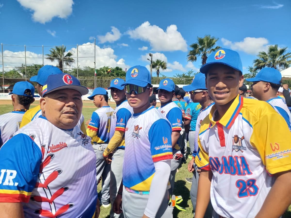 Javier Romero lleva 46 años formando talentos en el béisbol local. //CORTESÍA