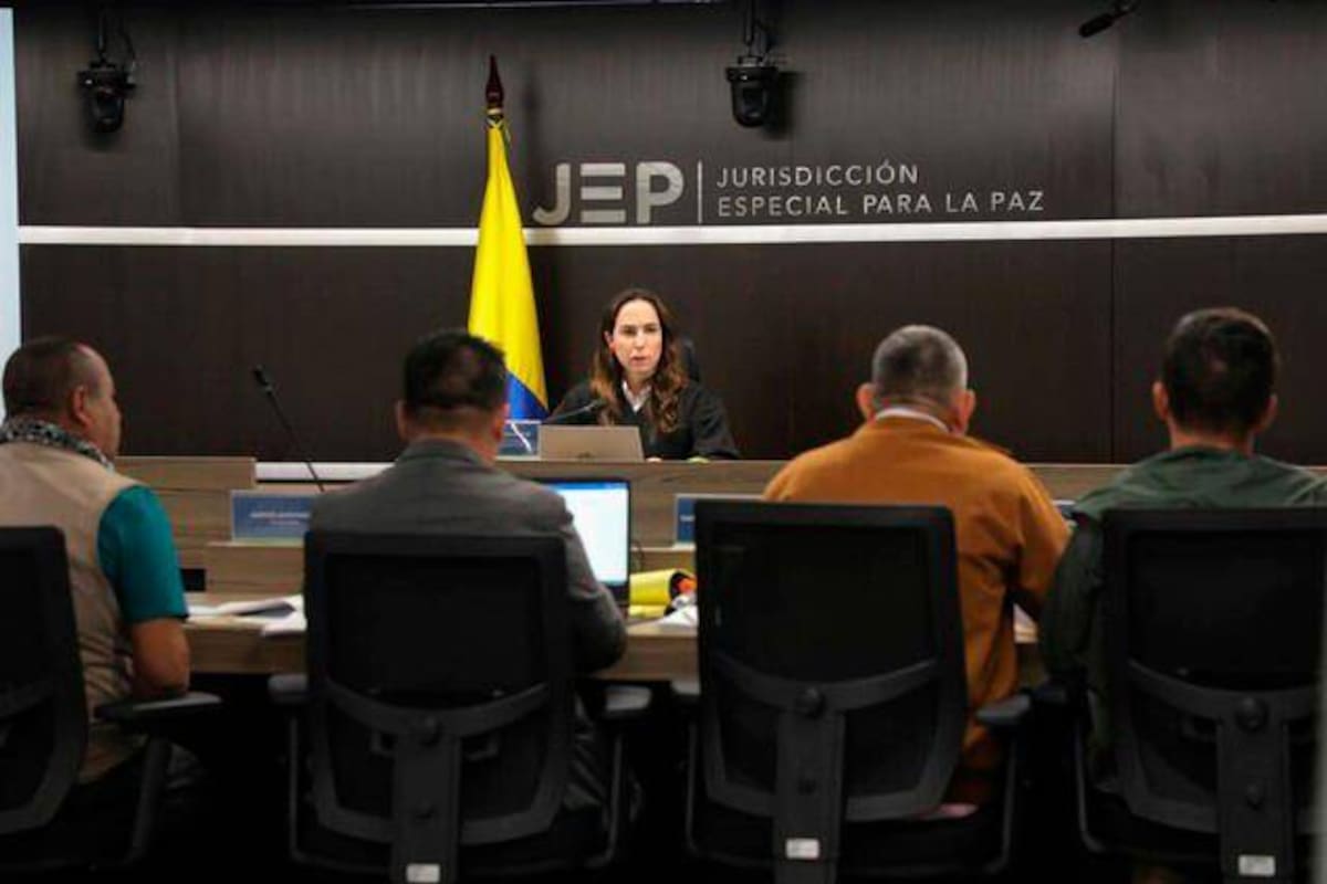 “Nos vendieron la idea de que el enemigo era el campesino de la región”, excombatientes ante la JEP