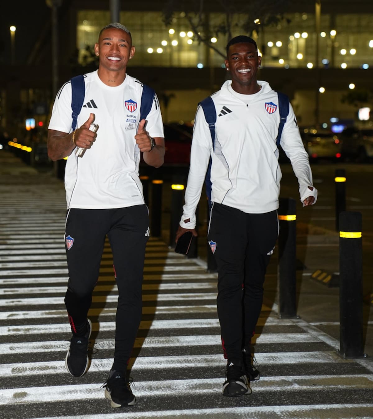 Jermein Peña y Joel Canchimbo, entre los convocados por Junior para enfrentar a Independiente Santa Fe.//Cortesía @JuniorClubSA.