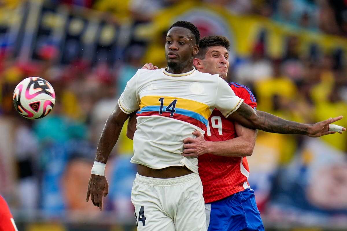 Jhon Durán anotó el tercer tanto de Colombia en la victoria ante Chile. //AP