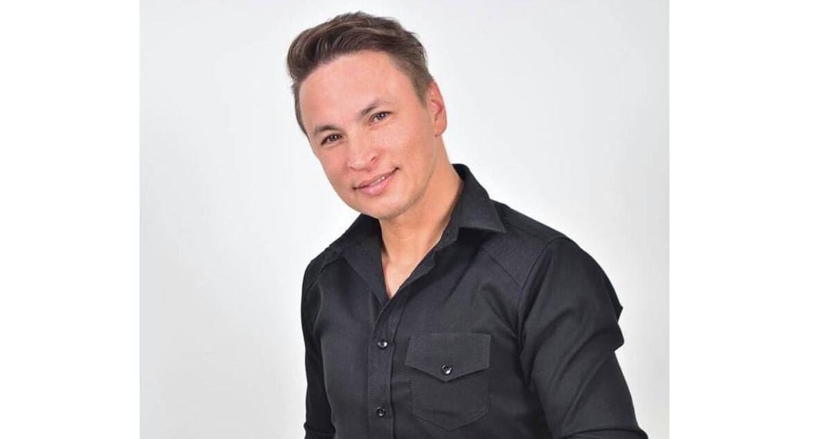 Jhonier Leal, quien se declaró culpable por la muerte de su hermano Mauricio Leal y su madre, Marleny Hernández, rompió el silencio. // IG @jhonierlealpeluqueria.