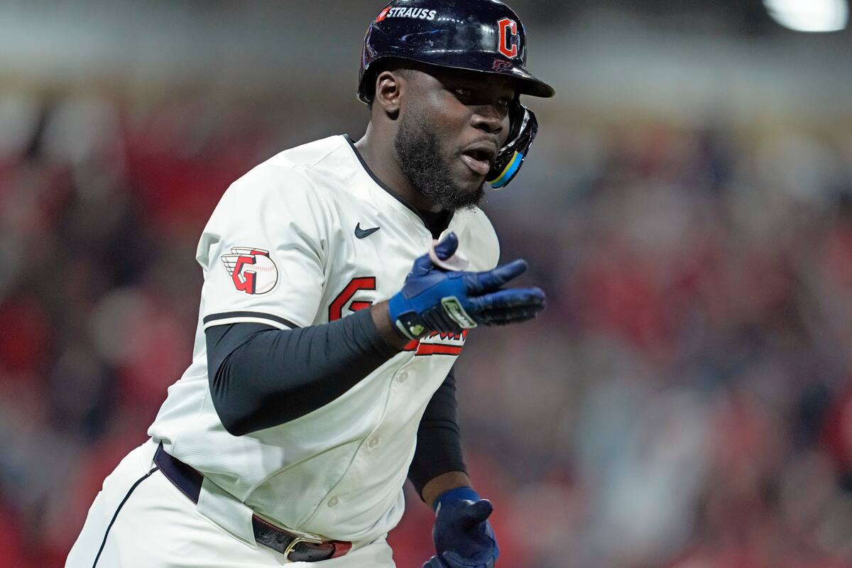 Victoria crucial: Guardianes vencen a Yankees en el juego 3