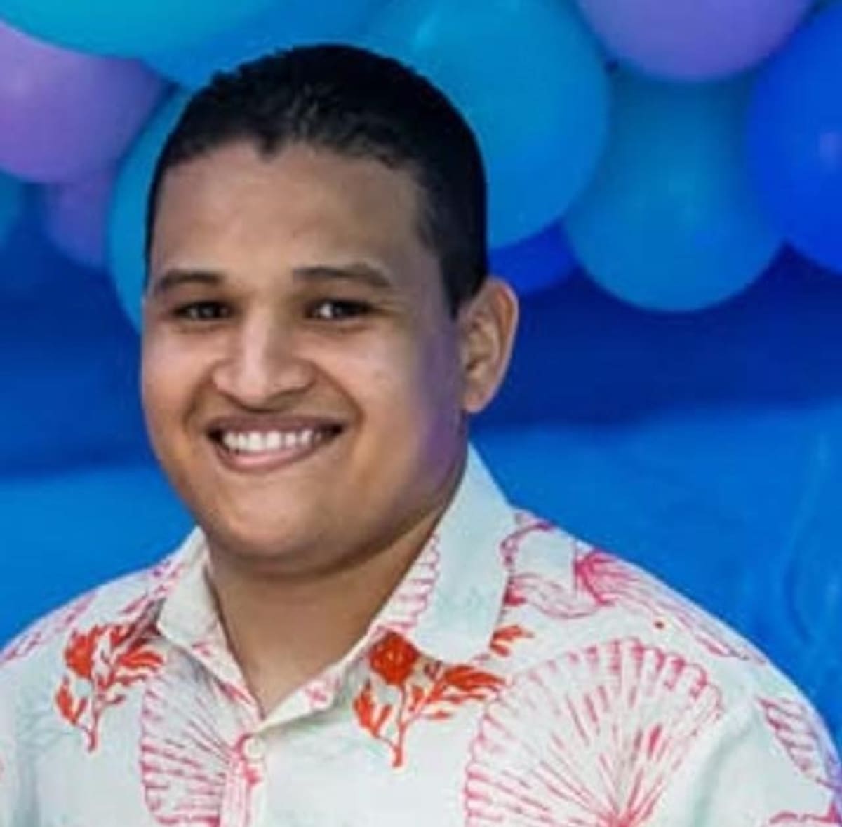 Jhonny De Jesús Espitia Jiménez trabajaba en un banco en Cartagena y residía con su familia en el municipio de Turbaco.