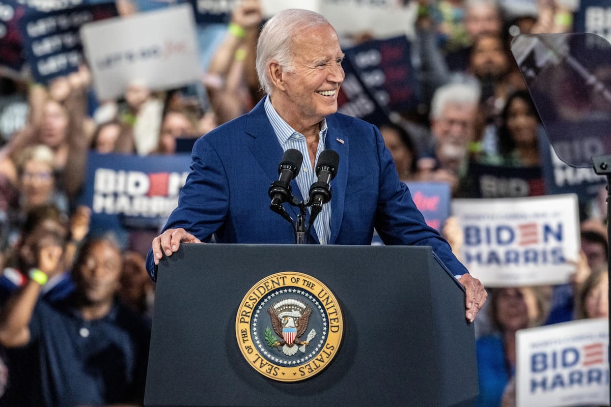 Biden reaparece tras su primer debate con Trump: “sé cómo hacer este trabajo”