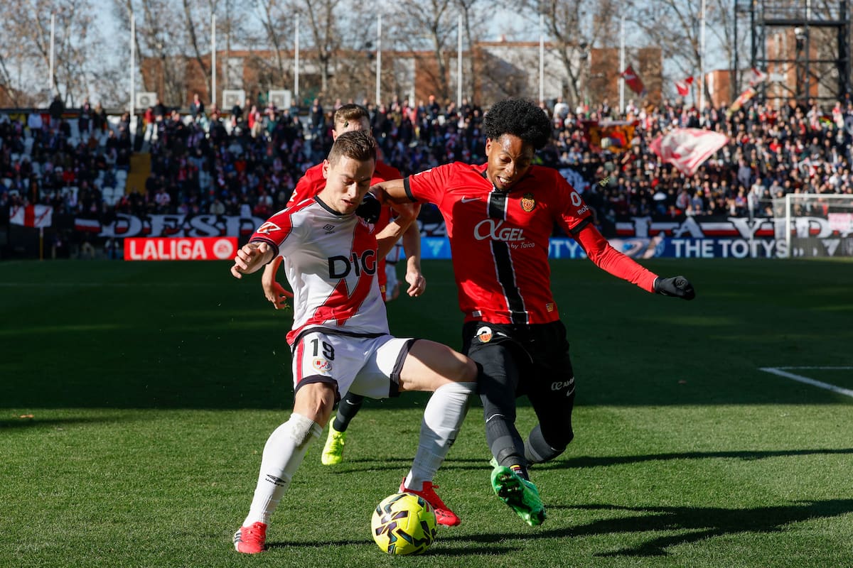 Johan Mojica defiende los colores de Mallorca en España. //Foto, EFE: J.J. Guillén