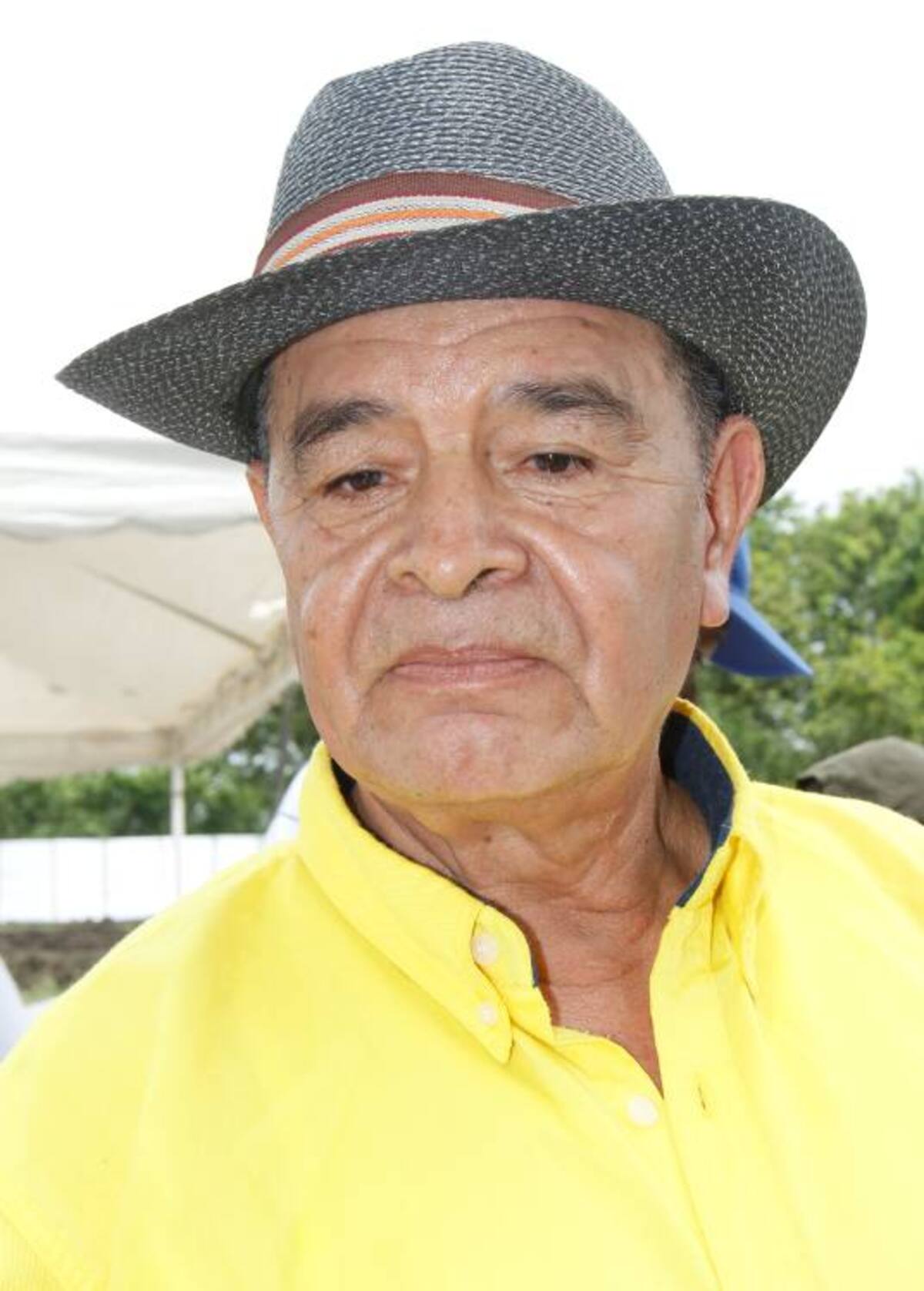 “Me siento felíz pues hace 2 años estaba esperando por este título de mi casa, pues sin esto era como si no la tuviera”: Jonás Villera.