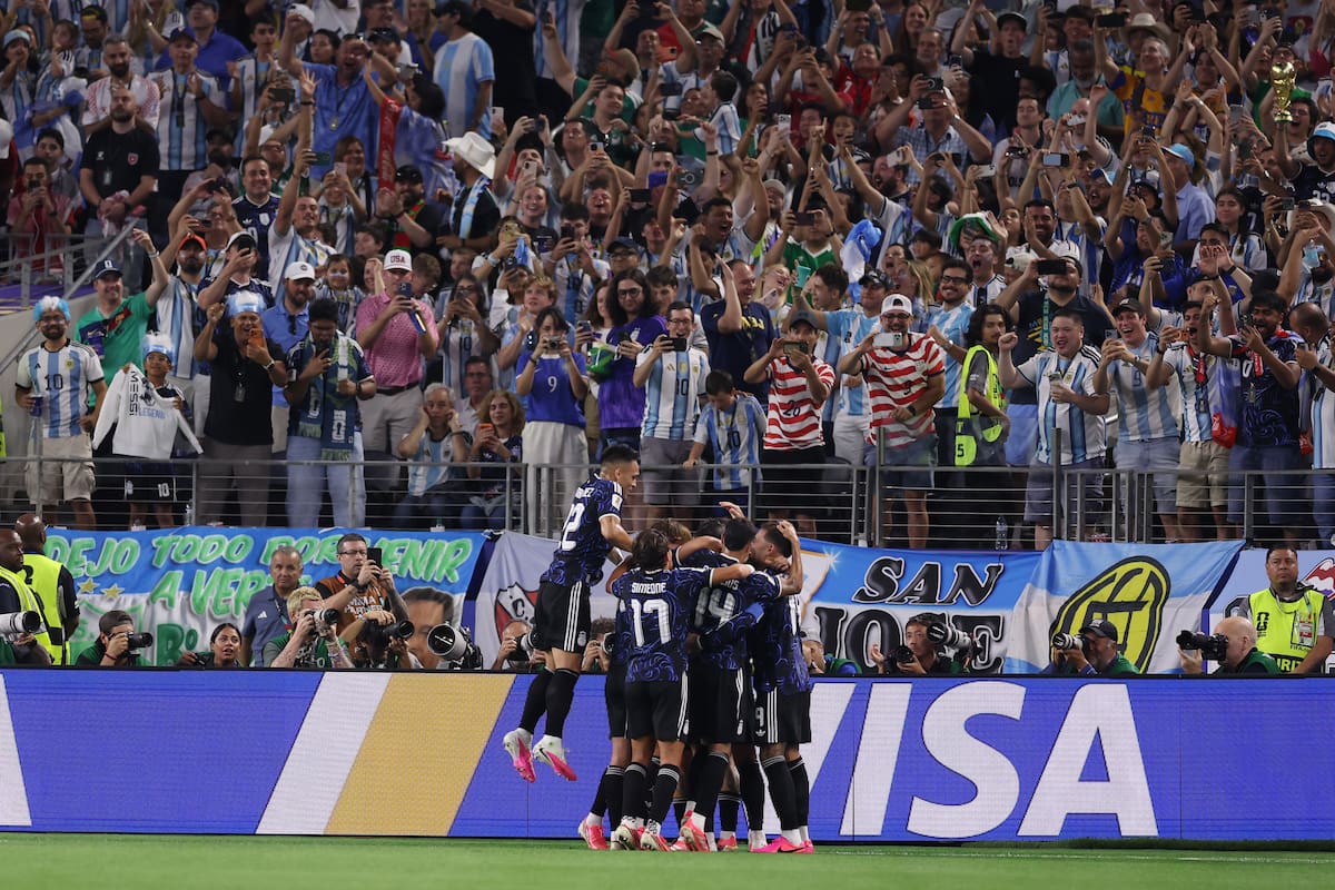 La Selección de Argentina no se despeinó para derrotar a Jordania en el Mundial. //Foto, AP: Sam Hodde