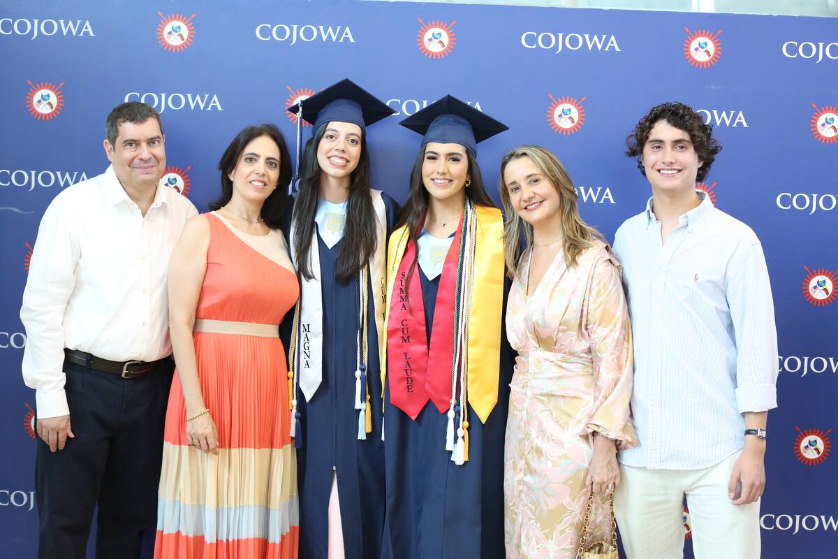 Jorge Aristizábal, Karina Issa, Melissa Henao, Silvana Aristizábal, Diana Moreno y Agustín Aristizábal.