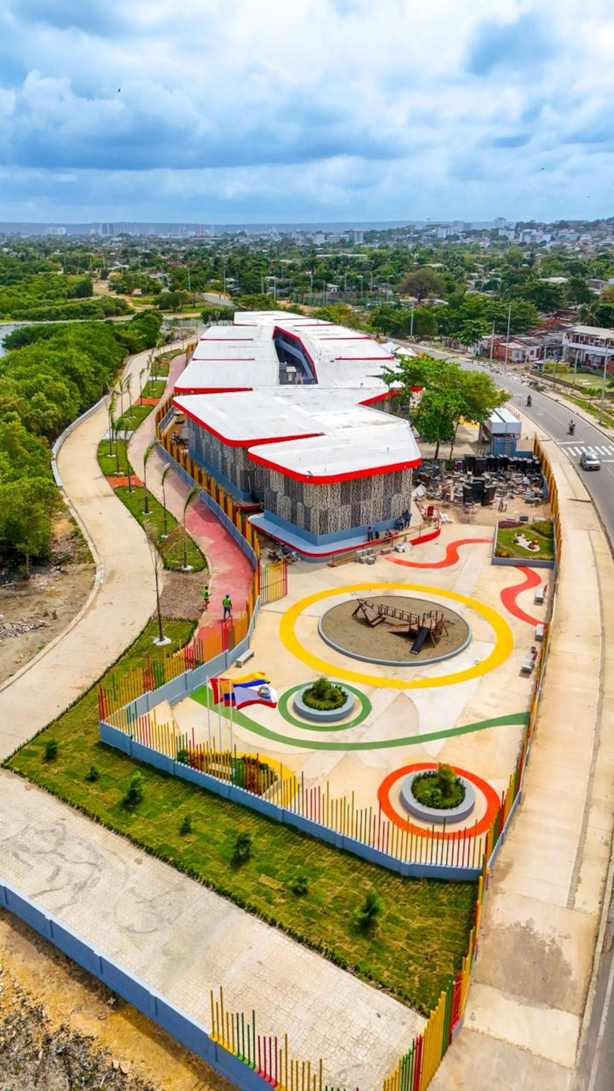 La Institución Educativa Jorge Artel alcanza un 95 % de avance en su modernización. // Foto: cortesía - Alcaldía de Cartagena.