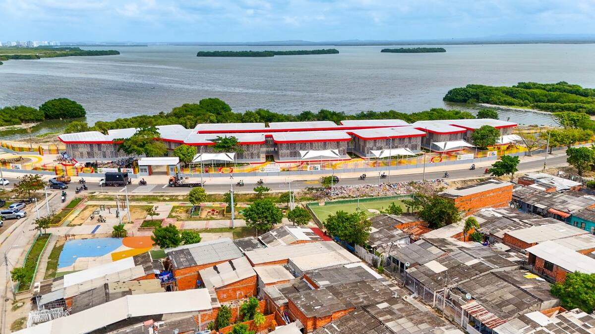 La Institución Educativa Jorge Artel alcanza un 95 % de avance en su modernización. // Foto: cortesía - Alcaldía de Cartagena.