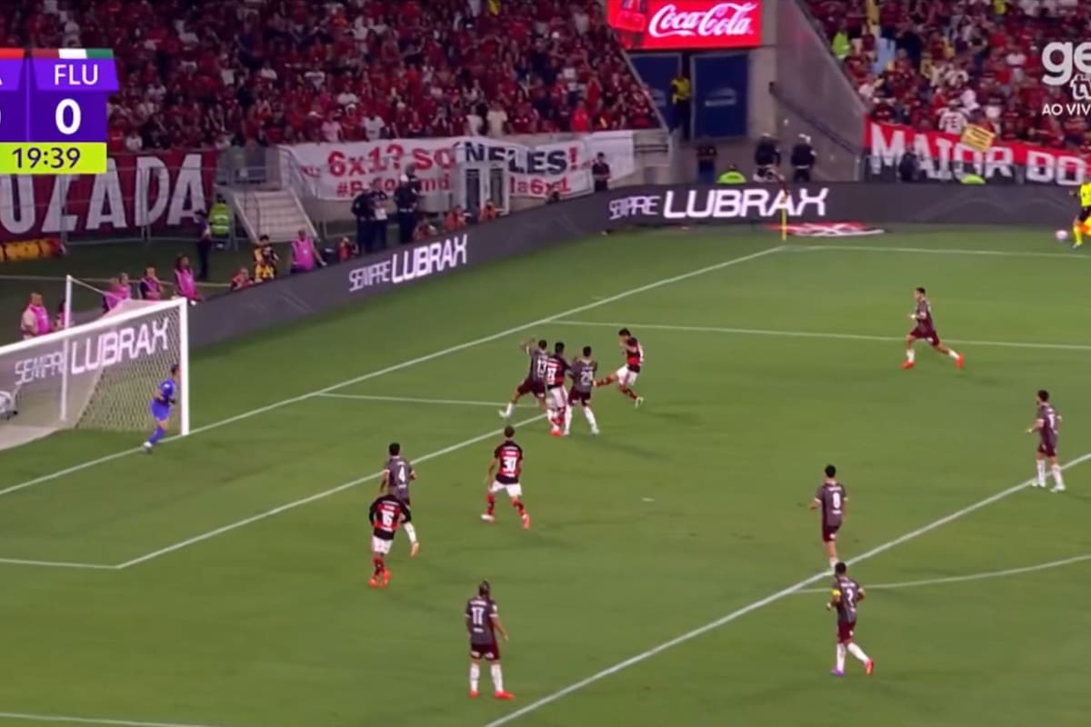 Video: Jorge Carrascal le dio vital triunfo a Flamengo en el Brasileirao