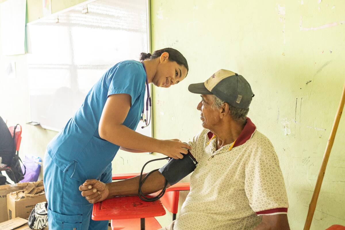 Más de 600 beneficiados con tercera jornada de ‘Navegando al corazón del Magdalena’
