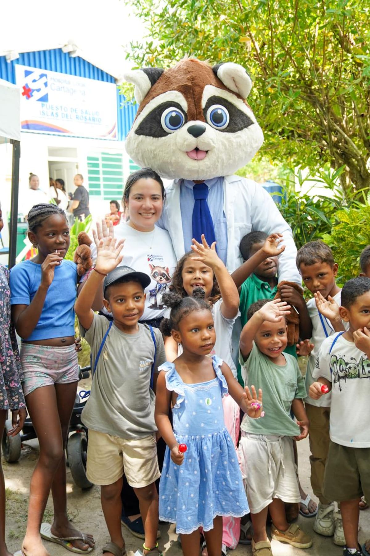 Más de 516 atenciones en salud fueron realizadas durante la jornada, beneficiando a niños, jóvenes, adultos y adultos mayores de Islas del Rosario. // Foto: Cortesía - Alcaldía de Cartagena.