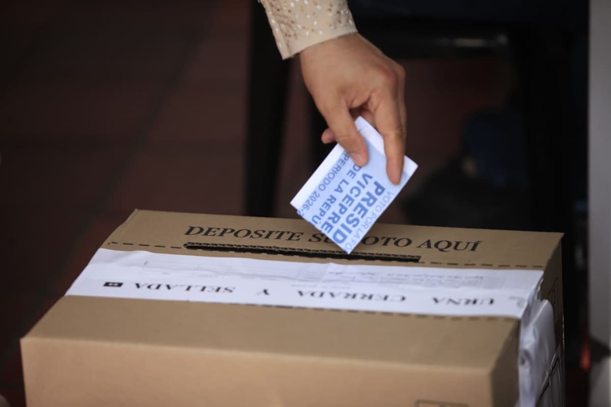 ¿Qué día será la segunda vuelta para elegir al presidente en Colombia?
