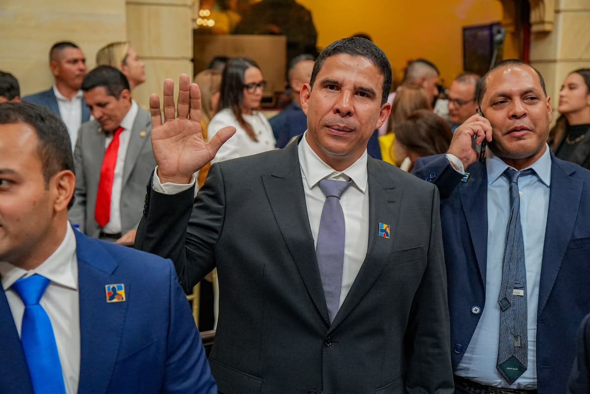 El representante a la Cámara José Ardila Pinedo tomó posesión en el Congreso de la República. // Foto: Cortesía - Campaña de José Ardila.