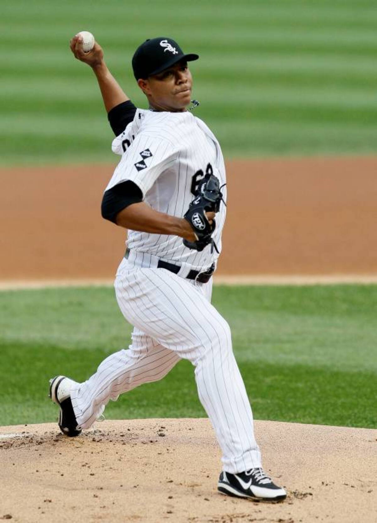 José Quintana tendrá hoy otra oportunidad de sumar una victoria en plan de abridor con los Medias Blancas de Chicago. AP