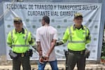 Capturan en flagrancia a joven con brazalete del Inpec en una carretera de Bolívar