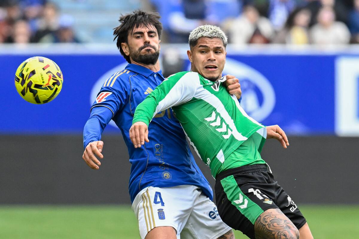 Juan ‘Cucho’ Hernández preocupa en Betis: lo perderán por dura lesión