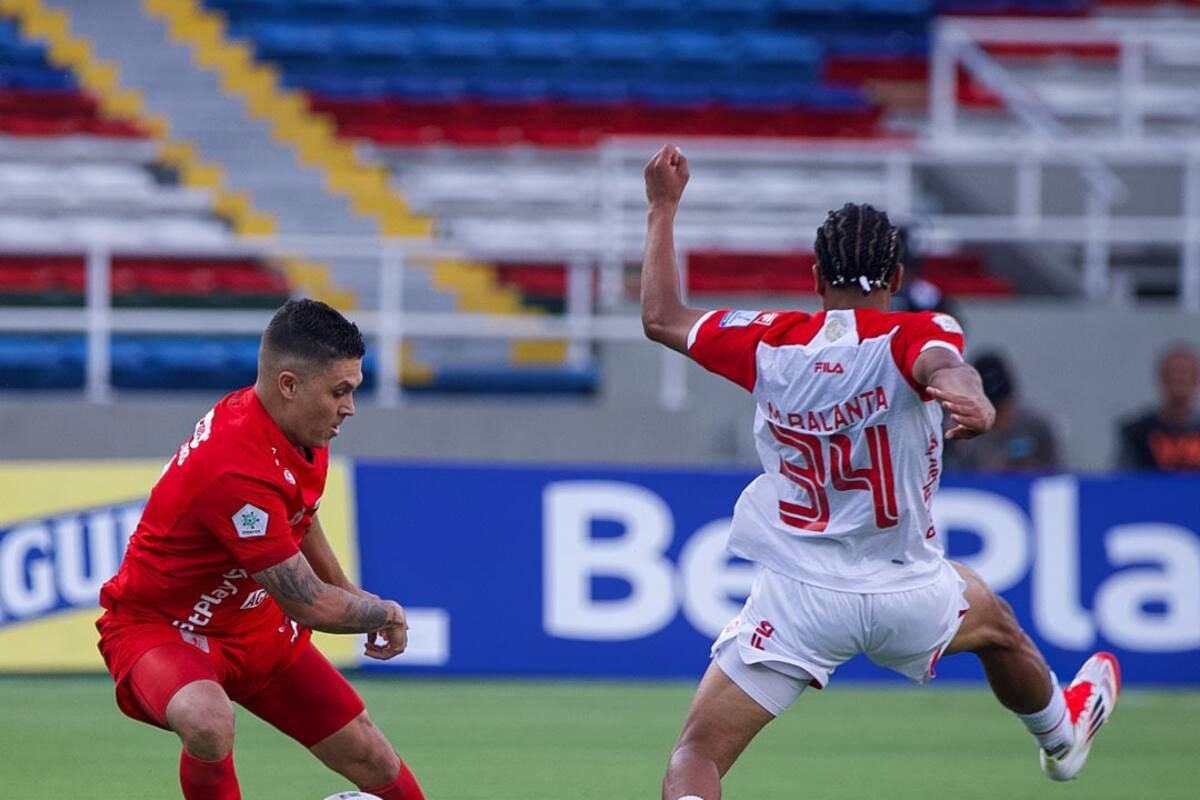 Así le fue a Juanfer Quintero en su debut con América
