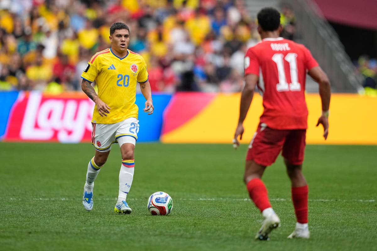 Juan Fernando Quintero jugó todos sus partidos en el Mundial iniciando desde el banco de suplentes. //Foto, AP: Lindsey Wasson