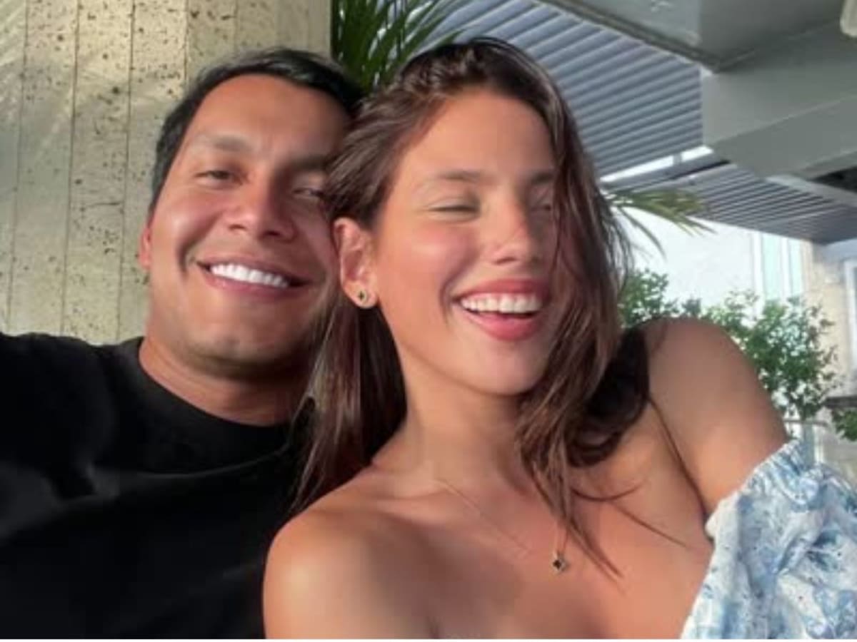 Juanda Caribe, humorista e influencer colombiano, espera su primer hijo junto a su novia Sheila Gandara. //Foto: IG @juandacaribeshow