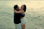Juanda Caribe lanza ‘Lo revivimos’ y Mariana Zapata es la protagonista del video
