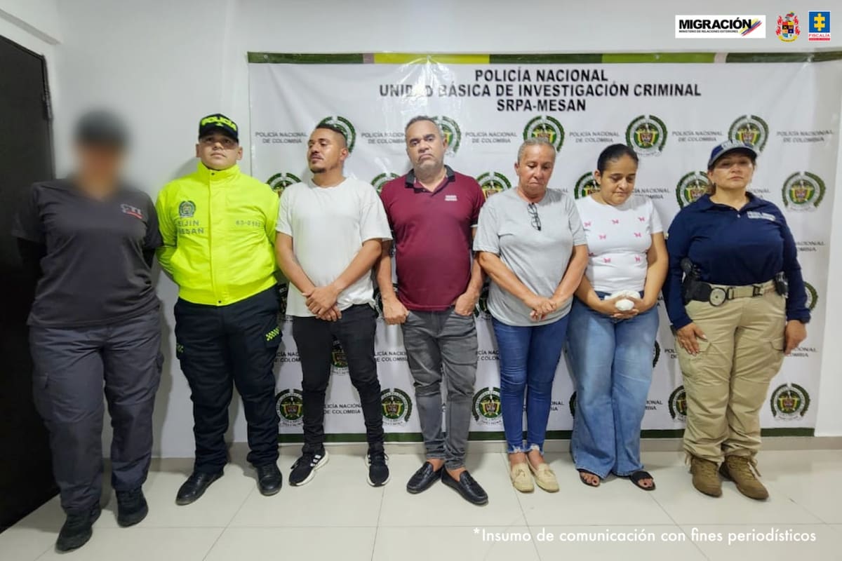 Red de funcionarios de la Registraduría expedía documentos falsos a migrantes