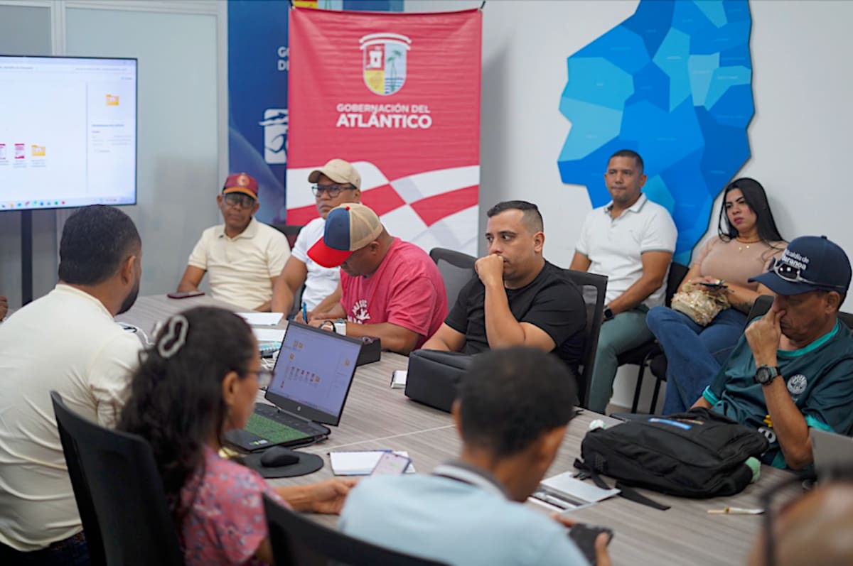 Aspecto de la reunión de los técnicos-profesores y directivos de las instituciones educativas reunidas en la Gobernación del Atlántico.//Cortesía Gobernación del Atlántico.